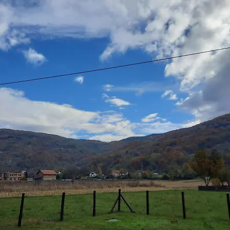 Drinski Oganj Kuca Za Odmor 度假居 *